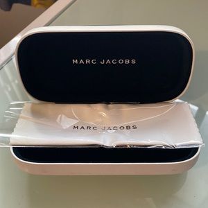Marc Jacobs sunglasses case